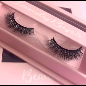Handmade lashes